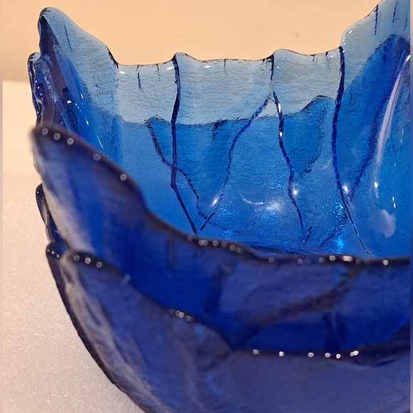 3 Vintage BLUE Viking Glass Spiked Corners Square Bowl. - Picture 8 of 8